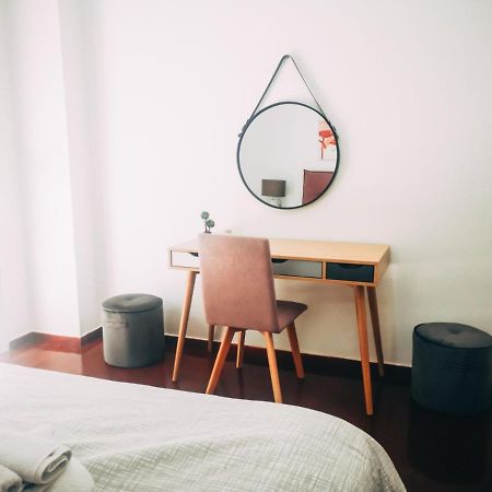Explore Greece From Colorful City Centre Apartment Chalkida Exterior photo